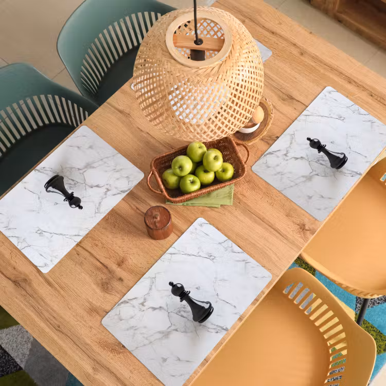 Schaakstuk - Loper - Zwart - Marmer Placemat vinyl groot -zzsfeer5_Kitchenyeah-website