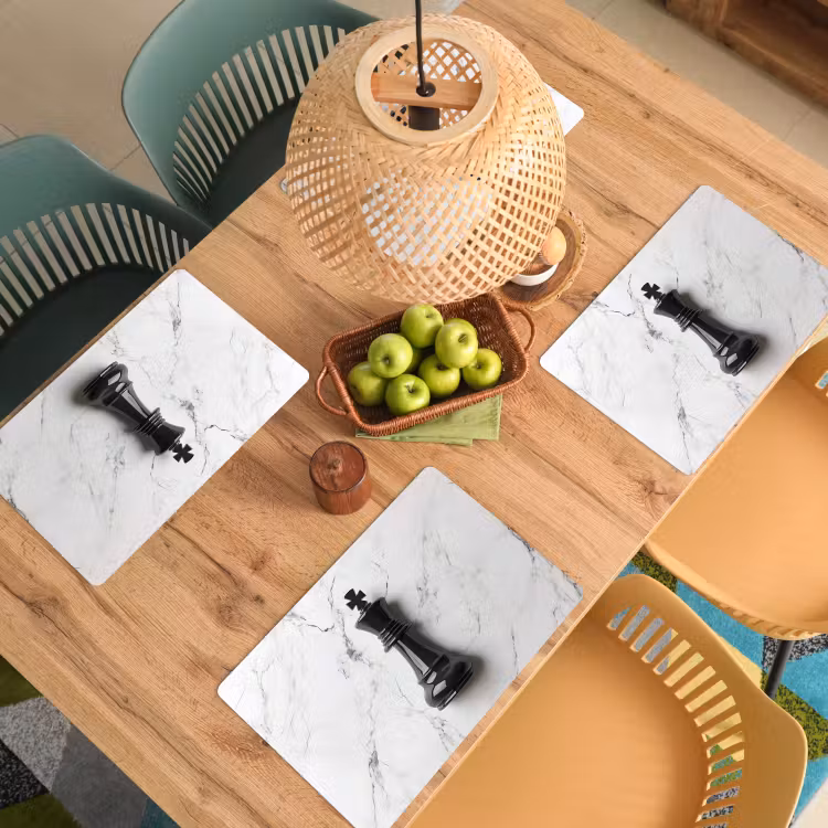 Schaakstuk - Koning - Zwart - Marmer Placemat vinyl groot -zzsfeer5_Kitchenyeah-website