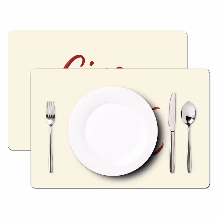 Ciao bella - Rood - Wit - Minimalistisch Placemat vinyl groot -zzsfeer2_Kitchenyeah-website