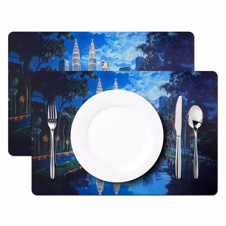 Stad Kuala Lumpur - Skyline - Wolkenkrabbers - Water Placemat vinyl groot -zzsfeer2_Kitchenyeah-website