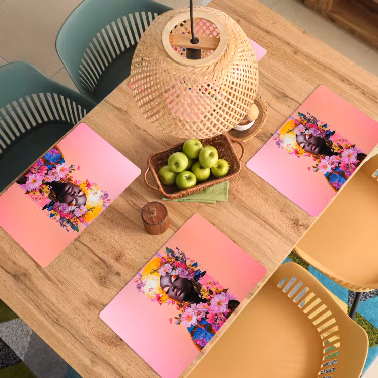 Kleurrijk - Bloemen - Vrouw - Zon Placemat vinyl groot -zzsfeer5_Kitchenyeah-website