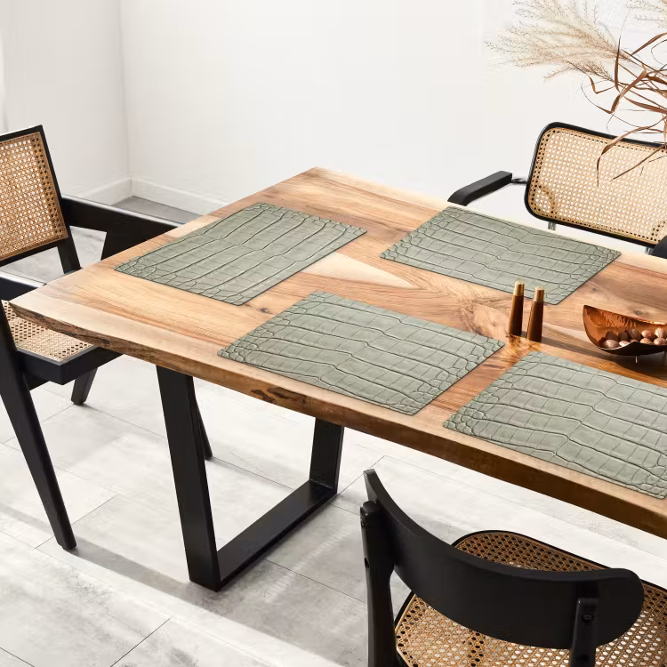 Krokodillenleer - Schubben - Groen Placemat vinyl groot -zzsfeer4_Kitchenyeah-website