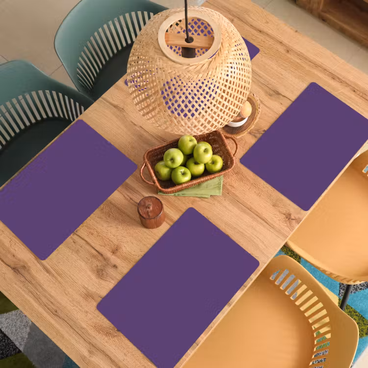 Deep - Plum - Paars Placemat vinyl groot 368 -zzsfeer5_Kitchenyeah-website