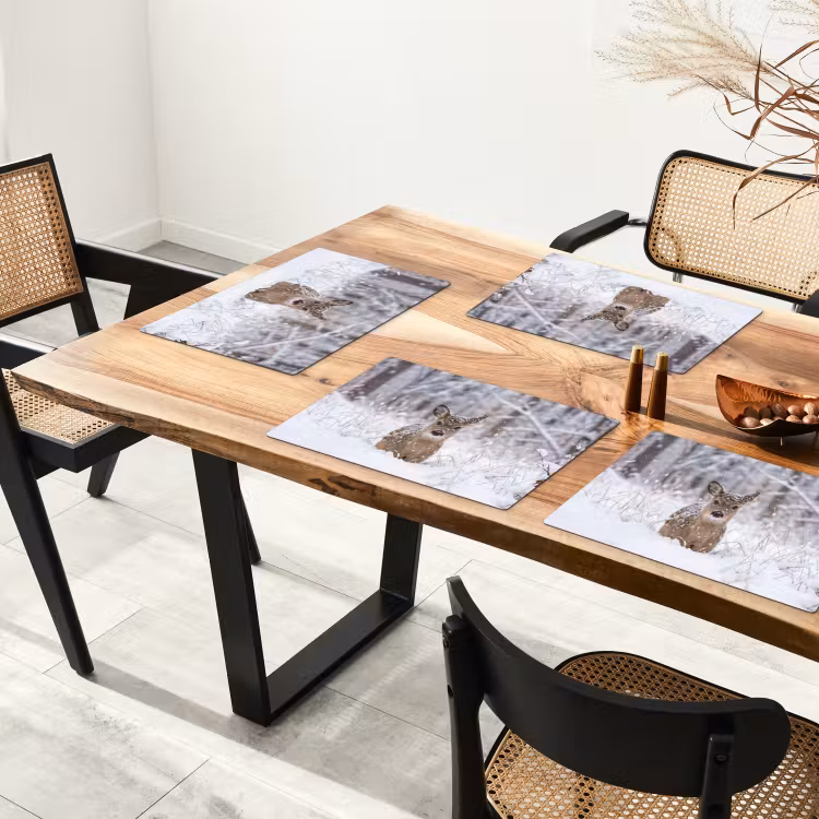 Hert - Sneeuw - Bos - Dieren - Vertederend Placemat vinyl groot -zzsfeer4_Kitchenyeah-website