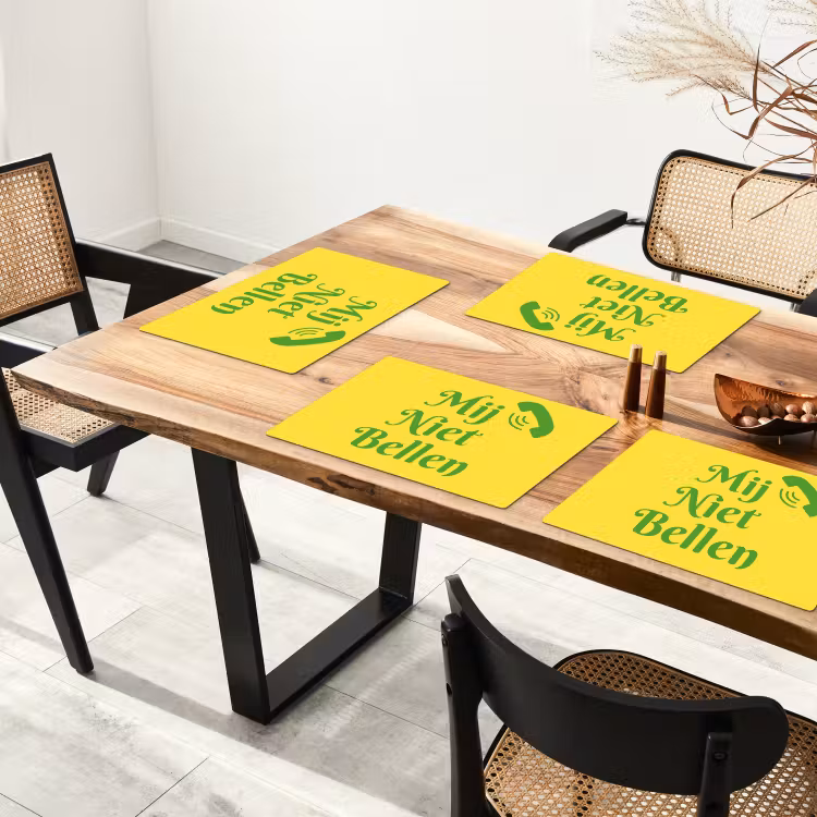 Mij niet bellen - Telefoon - Geel Placemat vinyl groot -zzsfeer4_Kitchenyeah-website