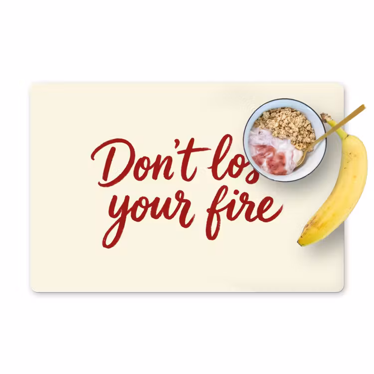 Don't lose your fire - Rood - Wit - Minimalistisch Placemat vinyl groot -zzzproduct_Kitchenyeah-website