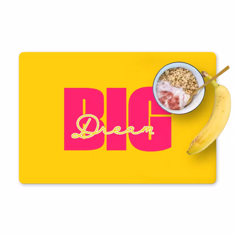Dream big - Geel - Roze Placemat vinyl groot -zzzproduct_Kitchenyeah-website