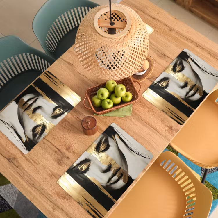 Ogen - Gezicht - Goud - Strepen Placemat vinyl groot -zzsfeer5_Kitchenyeah-website