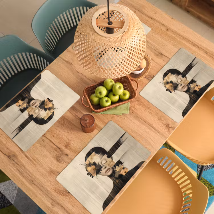 Gezicht - Bloemen - Zwart - Vrouw Placemat vinyl groot -zzsfeer5_Kitchenyeah-website