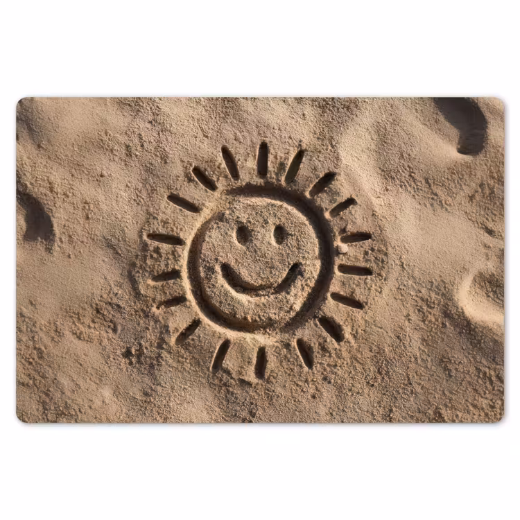 Gezichtje - Zon - Zand - Getekend Placemat vinyl groot -zzsfeer1_Kitchenyeah-website