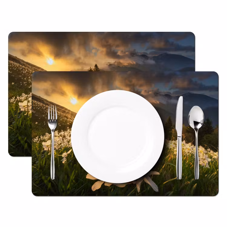 Bloemenveld - Heuvels - Zonsondergang - Berg - Natuur - Wit - Heuvels Placemat vinyl groot -zzsfeer2_Kitchenyeah-website