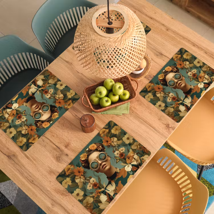 Bloemenkrans - Vrouwengezicht - Zonnebril - Oranje Placemat vinyl groot -zzsfeer5_Kitchenyeah-website