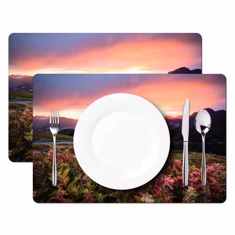Bloemen - Bergen - Landschap - Nacht - Lucht - Roze Placemat vinyl groot -zzsfeer2_Kitchenyeah-website