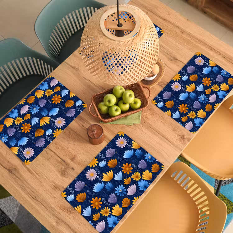 Bloemen - Patroon - Blauw - Contrast Placemat vinyl groot -zzsfeer5_Kitchenyeah-website