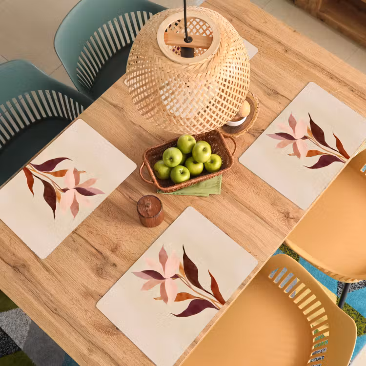 Bloemen - Blaadjes - Minimalistisch - Roze Placemat vinyl groot -zzsfeer5_Kitchenyeah-website