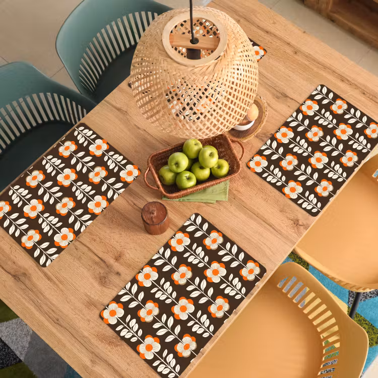 Bloemen - Retro - Bruin Placemat vinyl groot 368 -zzsfeer5_Kitchenyeah-website
