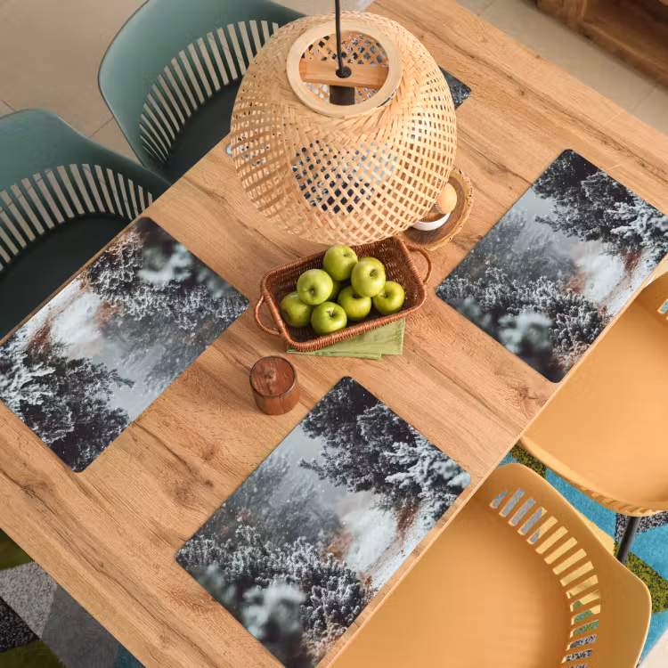 Bos - Winter - Bomen - Natuur - Pad - Sneeuw Placemat vinyl groot -zzsfeer5_Kitchenyeah-website