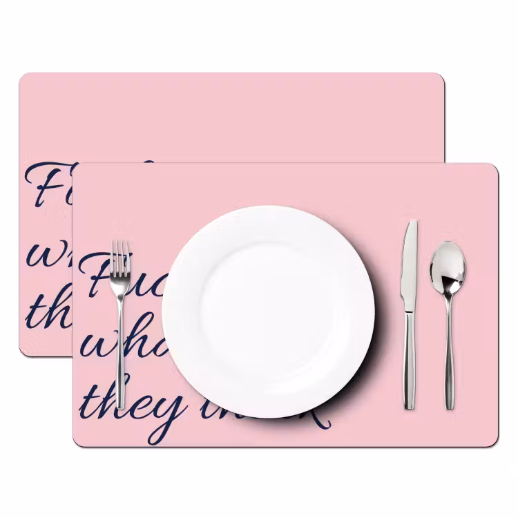 Fuck what they think - Roze - Minimalistisch Placemat vinyl groot -zzsfeer2_Kitchenyeah-website