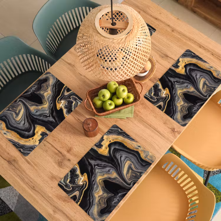 Versmelting van Zwart en Goud Placemat vinyl groot -zzsfeer5_Kitchenyeah-website