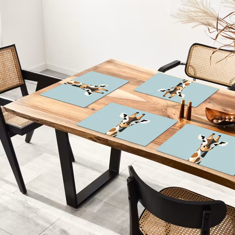 Giraffe - Illustratie - Bruin - Minimalistisch Placemat vinyl groot -zzsfeer4_Kitchenyeah-website
