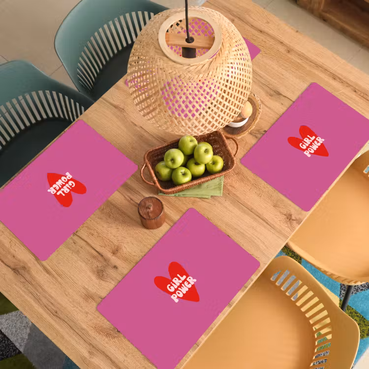 Girl power - Hart - Roze - Rood Placemat vinyl groot -zzsfeer5_Kitchenyeah-website