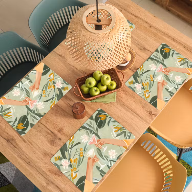 Glazen - Proosten - Bladeren - Groen Placemat vinyl groot -zzsfeer5_Kitchenyeah-website