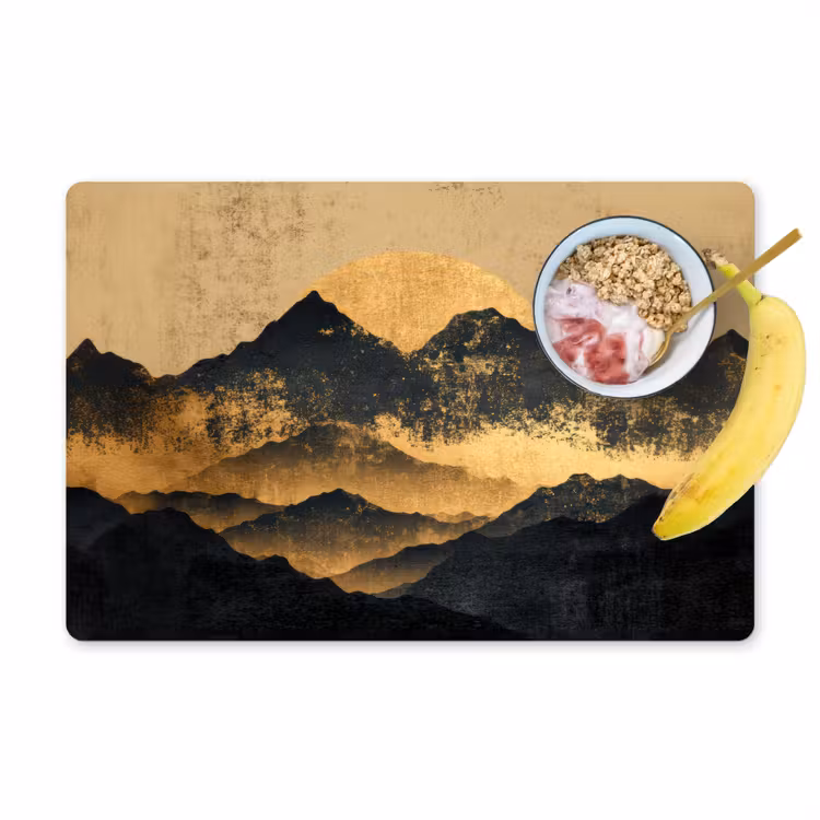 Gouden Bergen bij Maanlicht Placemat vinyl groot -zzzproduct_Kitchenyeah-website