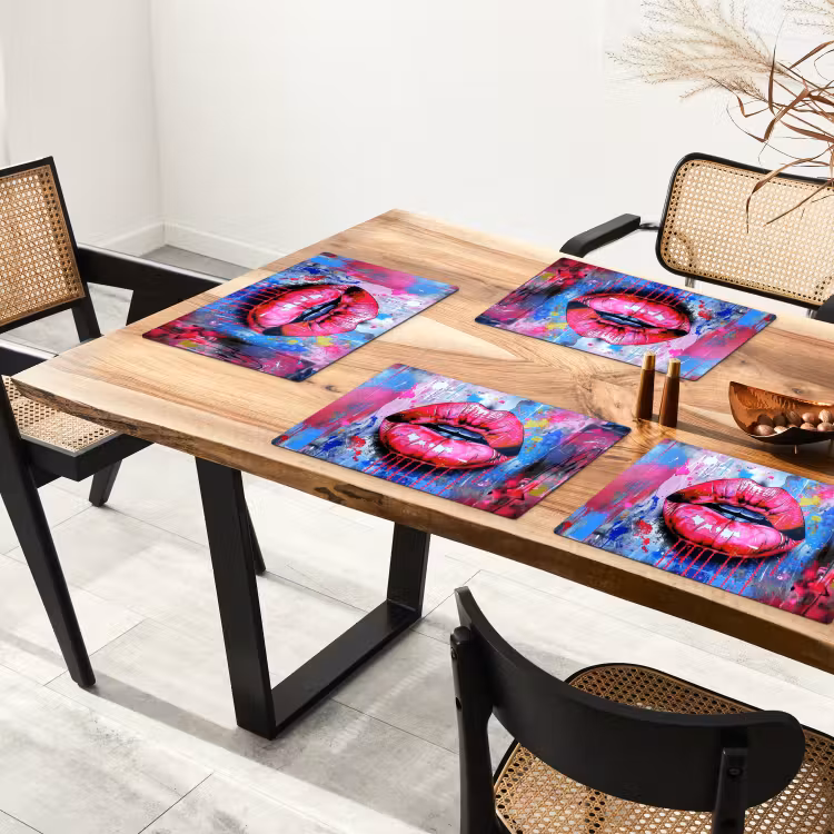 Graffiti - Lippen - Felroze - Geschilderd Placemat vinyl groot -zzsfeer4_Kitchenyeah-website