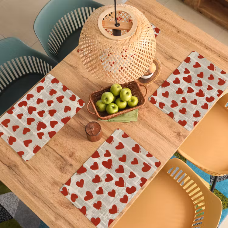Hartjes - Krant - Loveyou Placemat vinyl groot -zzsfeer5_Kitchenyeah-website