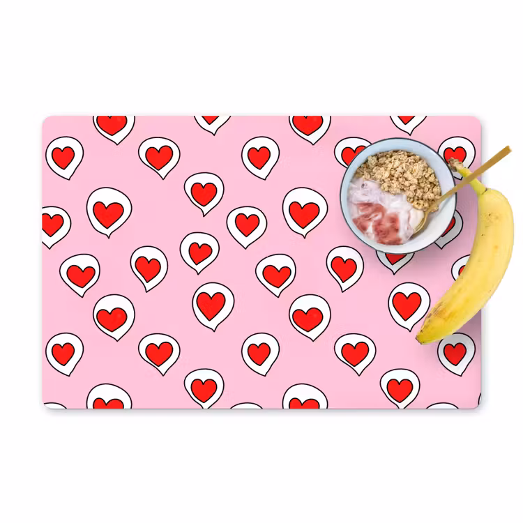 Hartjes - Patroon - Rood Placemat vinyl groot 368 -zzzproduct_Kitchenyeah-website