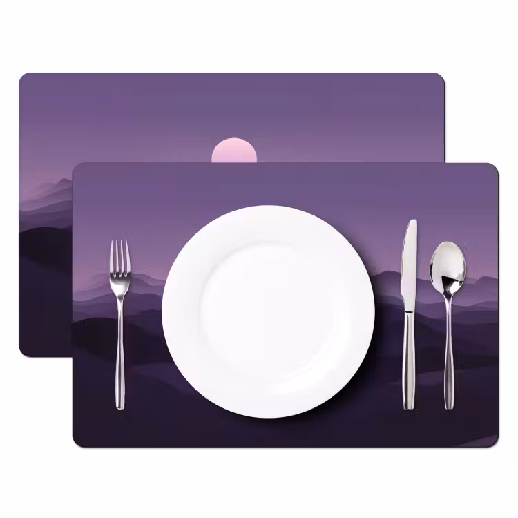 Heuvels - Paars - Mist - Zon Placemat vinyl groot -zzsfeer2_Kitchenyeah-website