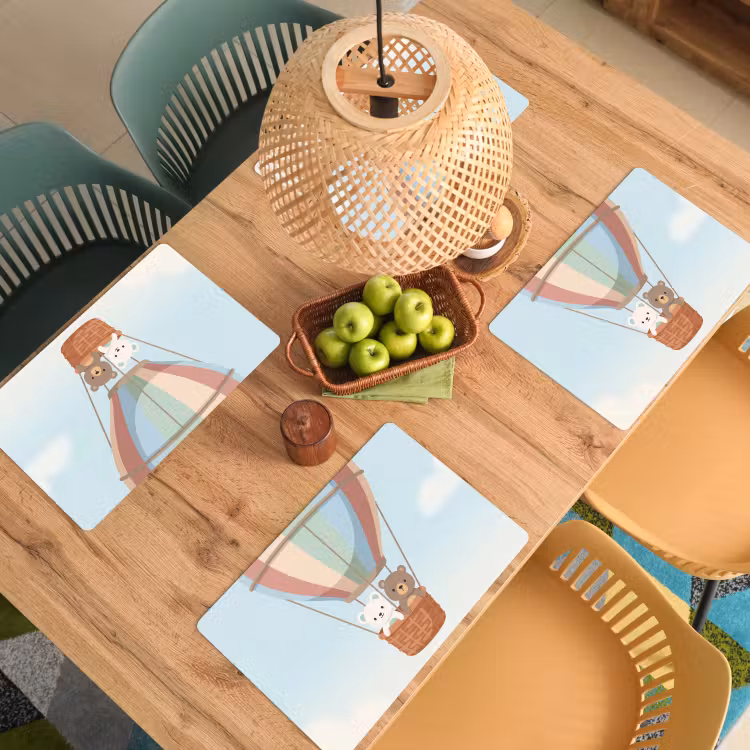 Luchtballon - Beren - Pastel Placemat vinyl groot -zzsfeer5_Kitchenyeah-website