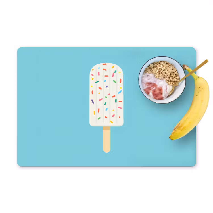 Ijsje - Stokje - Sprinkles - Lichtblauw Placemat vinyl groot -zzzproduct_Kitchenyeah-website