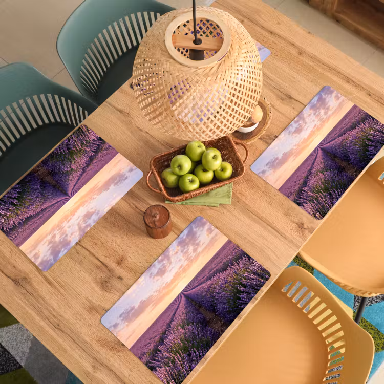 Landschap - Lavendelveld - Paars Placemat vinyl groot -zzsfeer5_Kitchenyeah-website
