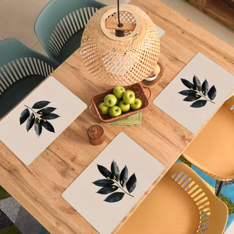 Laurierbladeren - Bloemknoppen - subtiel Placemat vinyl groot -zzsfeer5_Kitchenyeah-website