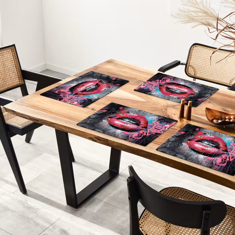 Lippen - Felroze - Graffiti - Verfstrepen Placemat vinyl groot -zzsfeer4_Kitchenyeah-website