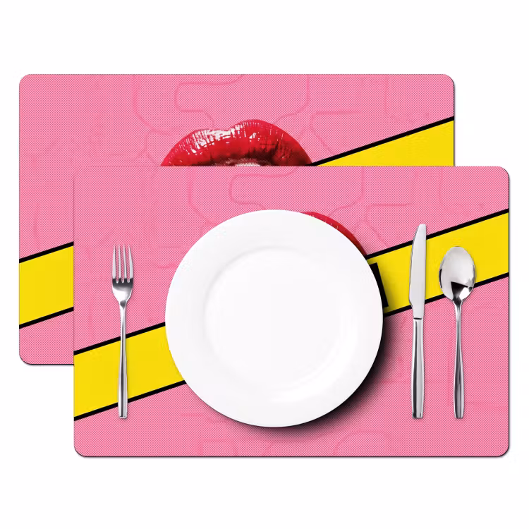 Lippen - Tekst - Kleurrijk Placemat vinyl groot -zzsfeer2_Kitchenyeah-website