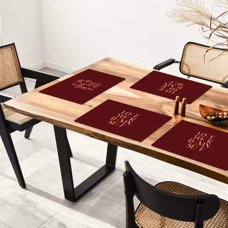 Love your damn self - Kleurrijk - Bordeaux Placemat vinyl groot -zzsfeer4_Kitchenyeah-website