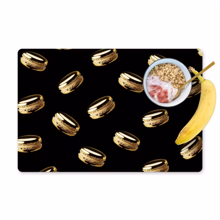 Macarons - Patroon - Goud - Zwart Placemat vinyl groot -zzzproduct_Kitchenyeah-website