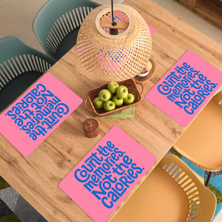 Memories - Roze - Blauw - Quote Placemat vinyl groot -zzsfeer5_Kitchenyeah-website