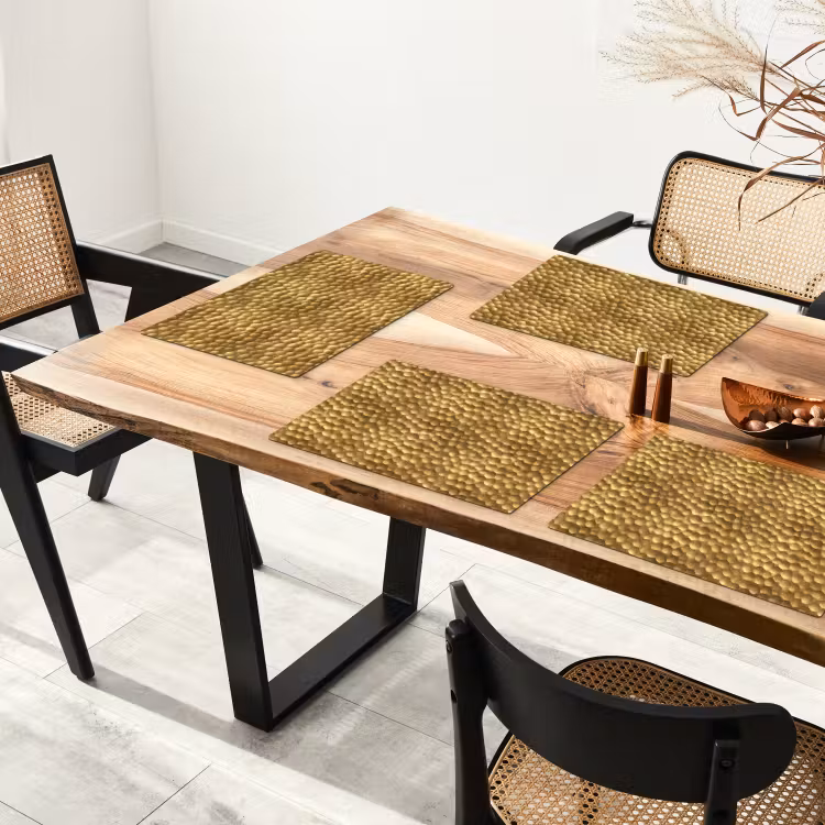Metaal - Dynamisch - Goud Placemat vinyl groot 368 -zzsfeer4_Kitchenyeah-website