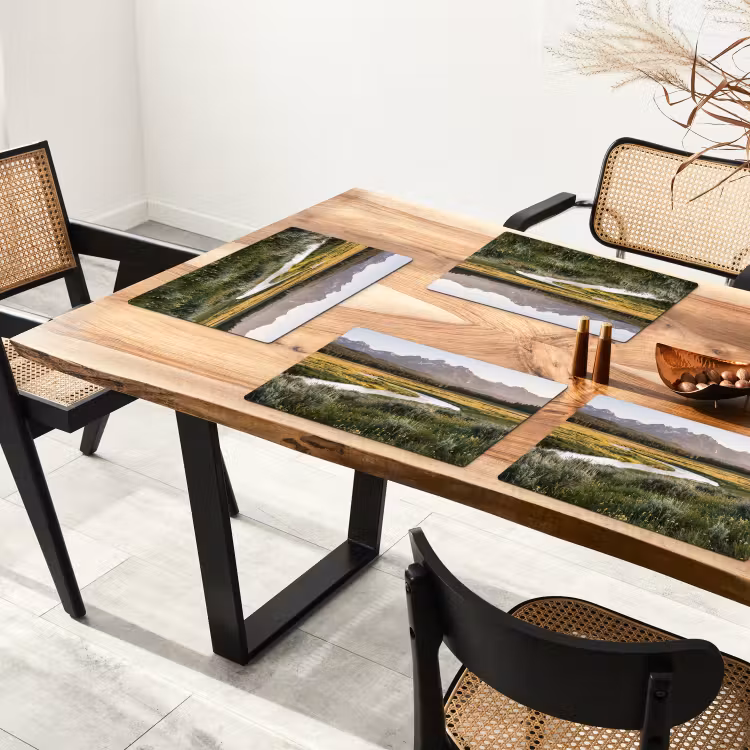 Berglandschap - Rivier - Bos Placemat vinyl groot -zzsfeer4_Kitchenyeah-website
