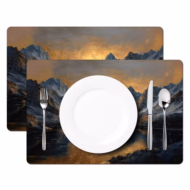 Berglandschap met Gouden Zonsondergang Placemat vinyl groot -zzsfeer2_Kitchenyeah-website