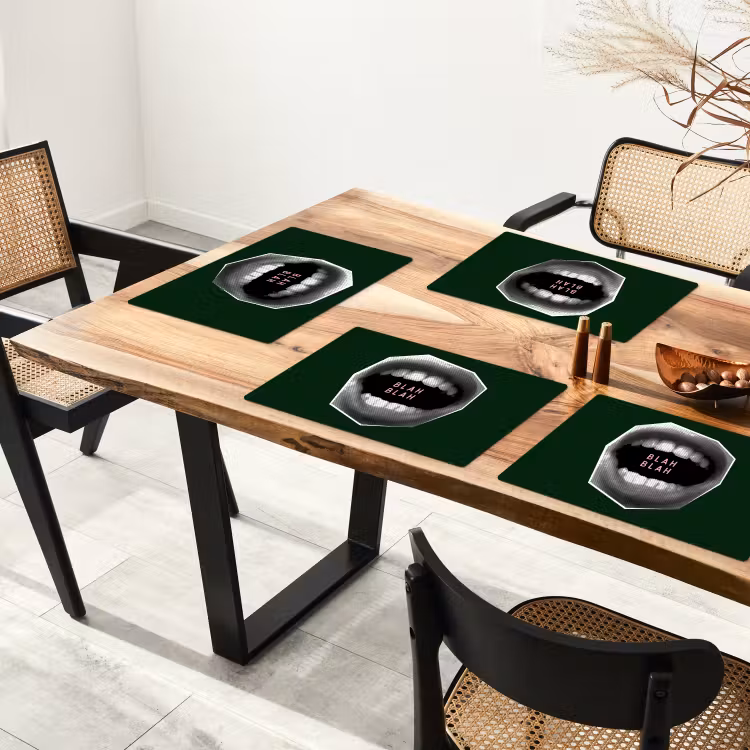 Mond - Groen - Illustratie - BLAH BLAH Placemat vinyl groot -zzsfeer4_Kitchenyeah-website