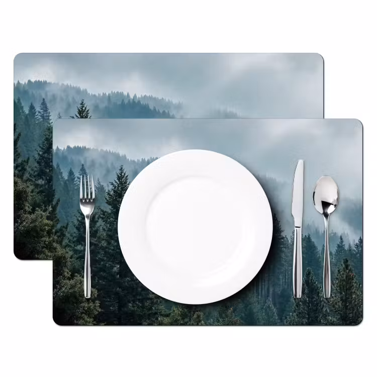Naaldwoud - Bergen - Mist Placemat vinyl groot -zzsfeer2_Kitchenyeah-website