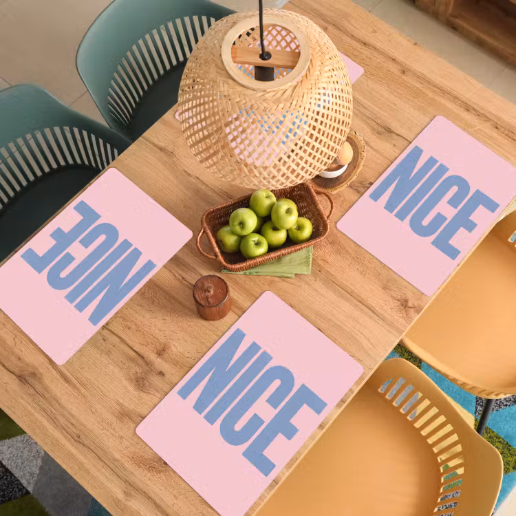 Nice - Paars - Roze Placemat vinyl groot -zzsfeer5_Kitchenyeah-website