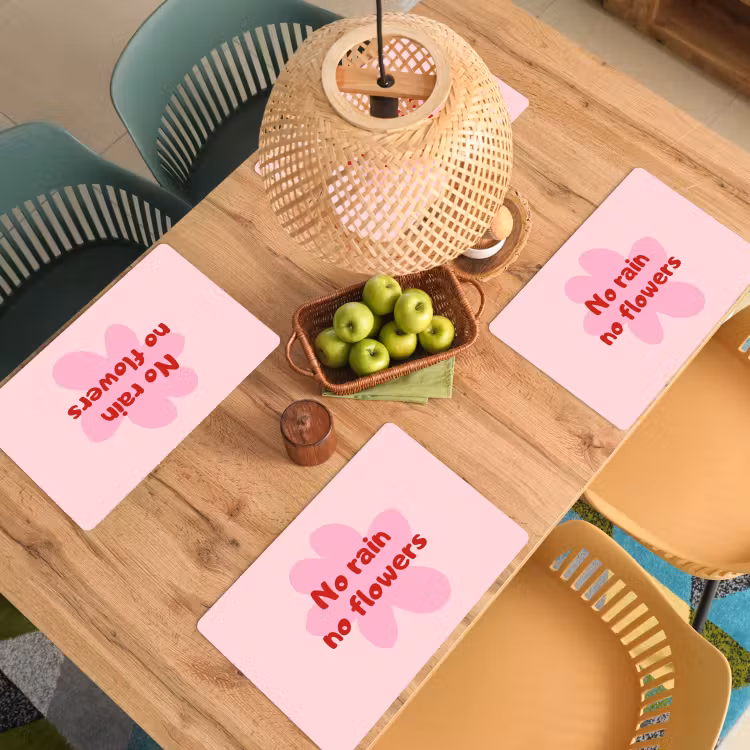 No rain no flowers - Bloem - Roze Placemat vinyl groot -zzsfeer5_Kitchenyeah-website
