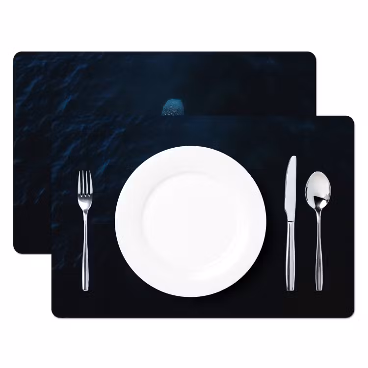 Oceaan - Walvishaai - Donkerblauw - Vlekken Placemat vinyl groot -zzsfeer2_Kitchenyeah-website