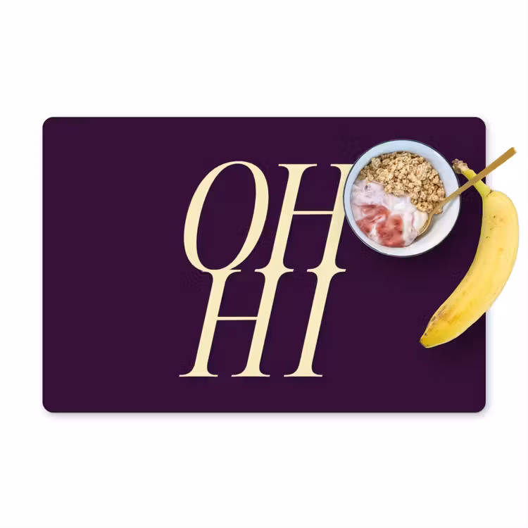 Oh hi - Paars - Minimalistisch Placemat vinyl groot -zzzproduct_Kitchenyeah-website