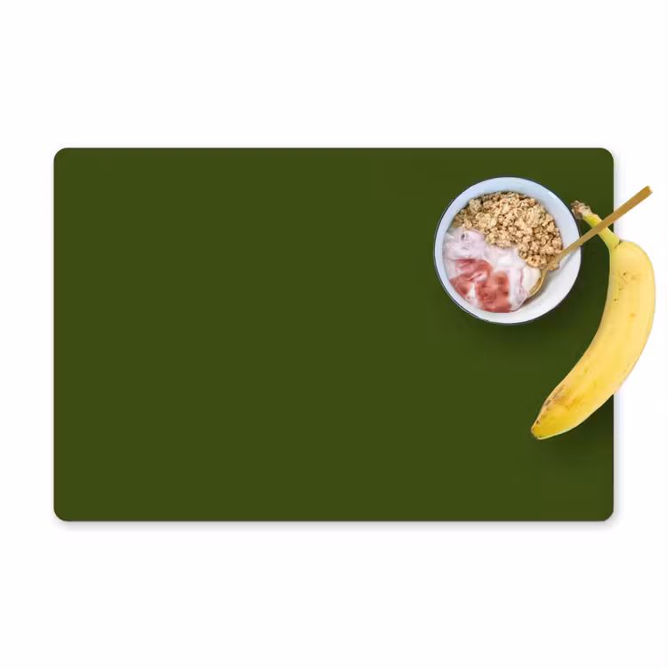 Olive - Drab - Groen Placemat vinyl groot 368 -zzzproduct_Kitchenyeah-website